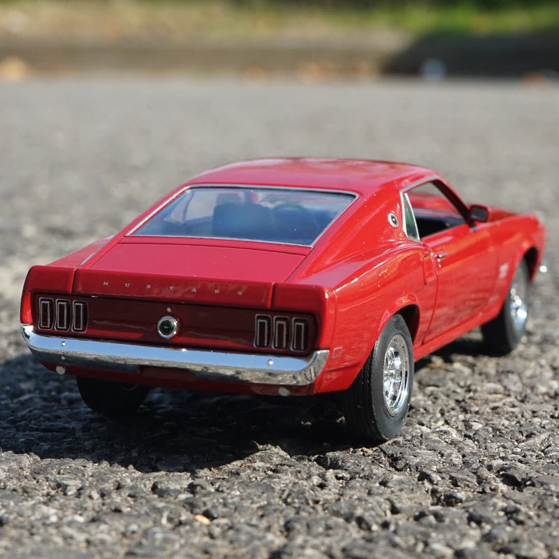 Ford Mustang Boss 429 1969 - Skala 1:24