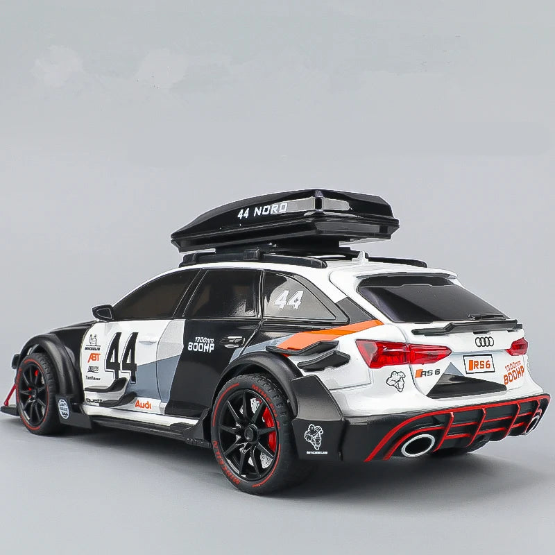 AUDI RS6 Avant - Skala 1:24